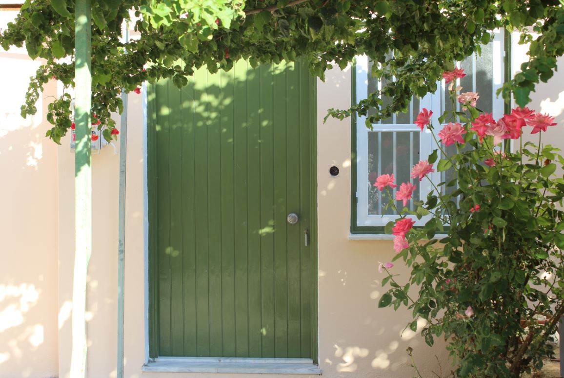 Lemonia Apartment Παραθαλάσσιο Διαμέρισμα Διακοπών Κιόνι